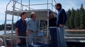 Кадры из фильма Чудовище озера Крейтер / The Crater Lake Monster (1977)