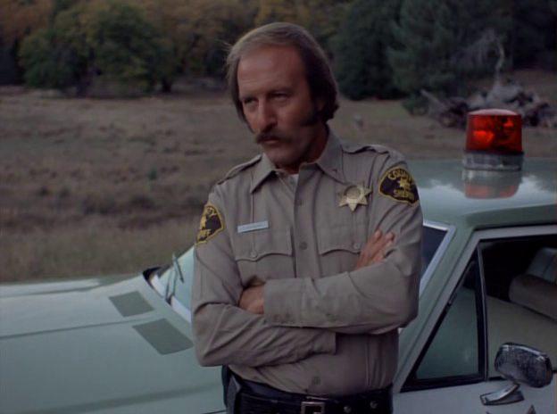 Кадр из фильма Чудовище озера Крейтер / The Crater Lake Monster (1977)
