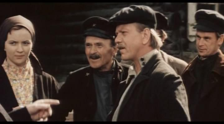 Кадр из фильма Золотая речка (1977)