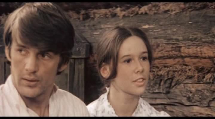 Кадр из фильма Золотая речка (1977)