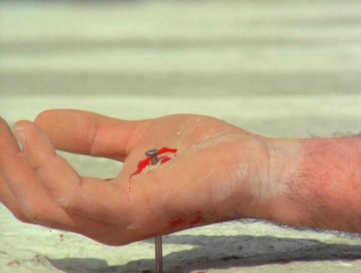 Кадр из фильма Остров Смерти / Black Rock (1977)
