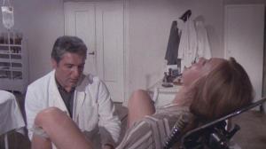 Кадры из фильма Лагерь СС №5: Женский ад / SS Lager 5: L'inferno delle donne (1977)