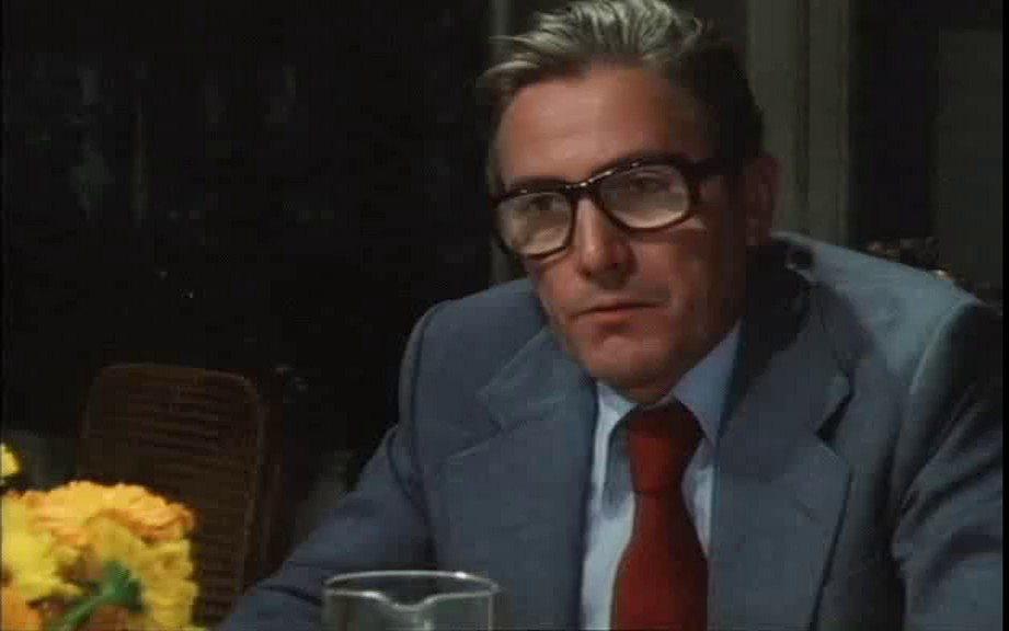 Кадр из фильма Голубые джинсы / Blue jeans (1977)