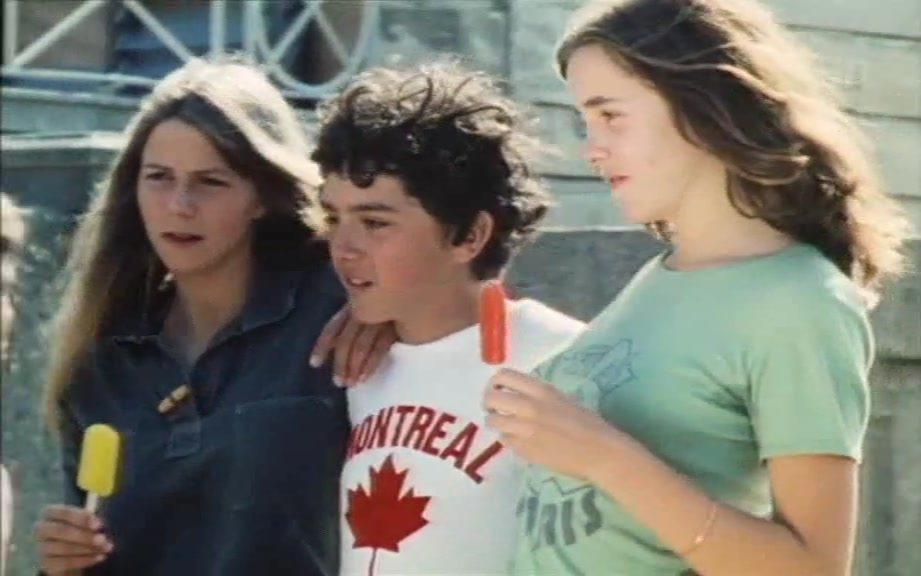 Кадр из фильма Голубые джинсы / Blue jeans (1977)