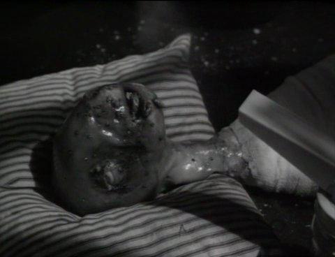 Кадр из фильма Голова-ластик / Eraserhead (1977)