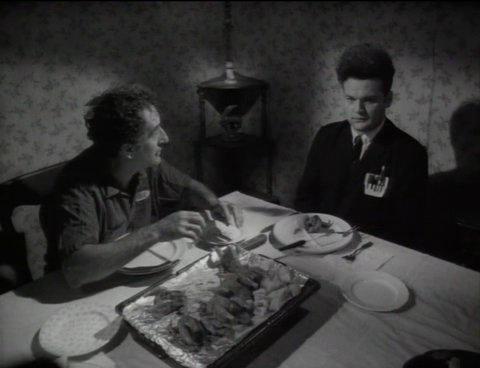Кадр из фильма Голова-ластик / Eraserhead (1977)