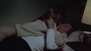Кадры из фильма Глаза за стеной / L'occhio dietro la parete (1977)
