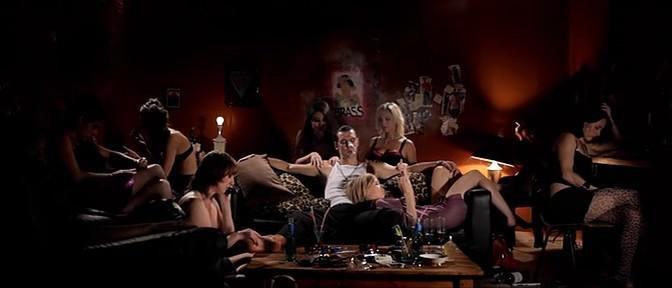 Кадр из фильма Твердые леденцы / Hard Boiled Sweets (2012)