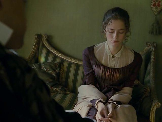 Кадр из фильма Грозовой перевал / Wuthering Heights (2012)