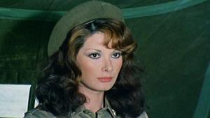 Кадры из фильма Медсестра на военном обходе / La soldatessa alla visita militare (1977)