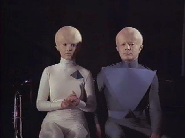 Кадр из фильма Вторжение звездных кораблей / Starship Invasions (1977)
