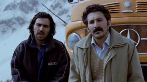 Кадры из фильма Простой прием / Paziraie sadeh (2012)