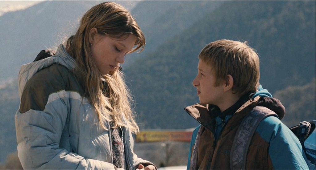 Кадр из фильма Сестра / L'enfant d'en haut (2012)