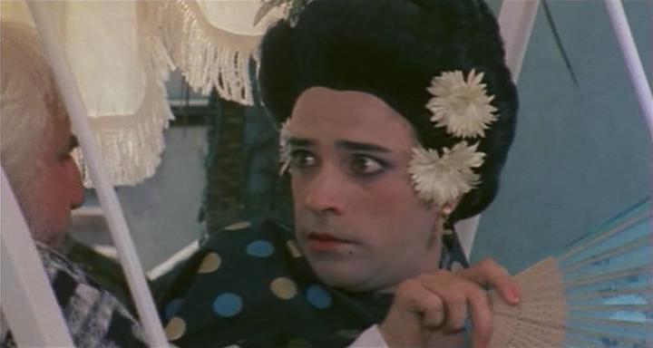 Кадр из фильма Хлеб, масло и варенье / Pane, burro e marmellata (1977)