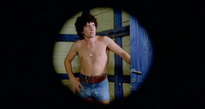 Кадр из фильма Пляжный домик / Casotto (1977)