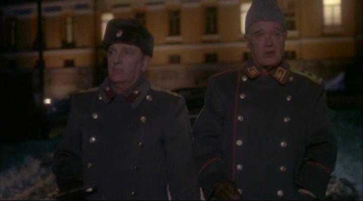 Кадр из фильма Телефон / Telefon (1977)