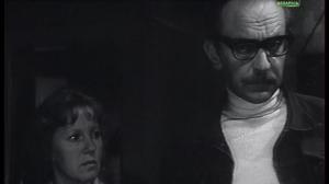 Кадры из фильма Семейные обстоятельства (1977)