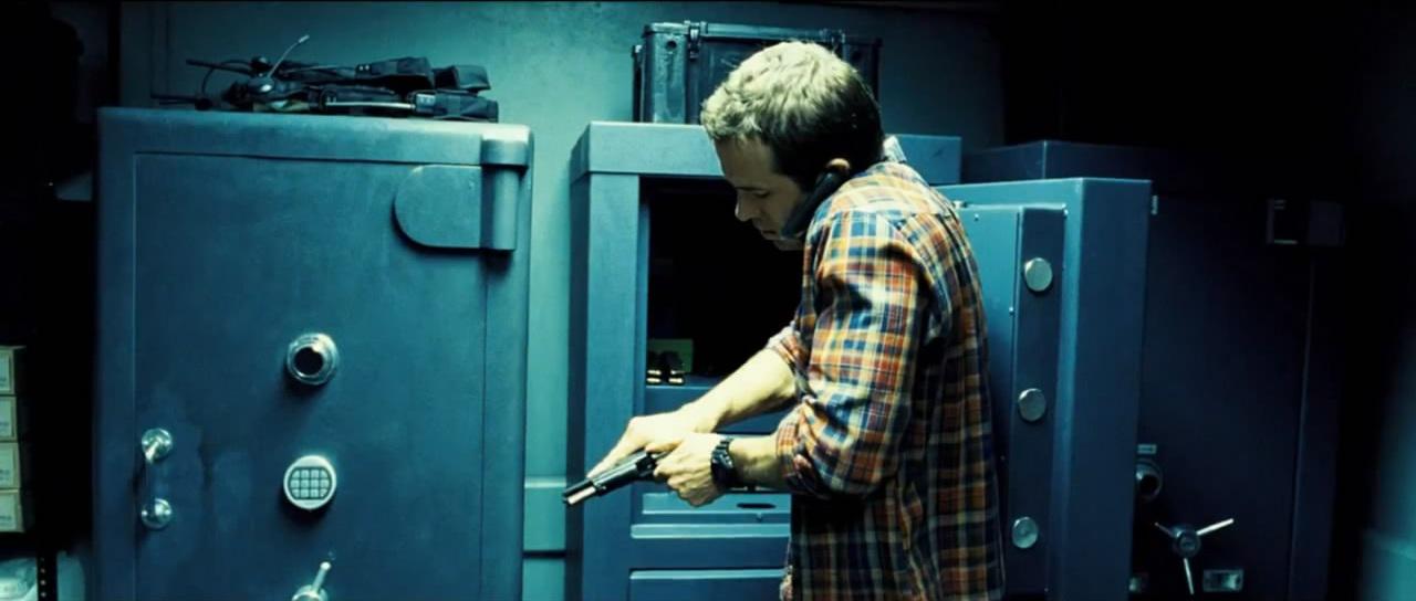 Кадр из фильма Код доступа «Кейптаун» / Safe House (2012)