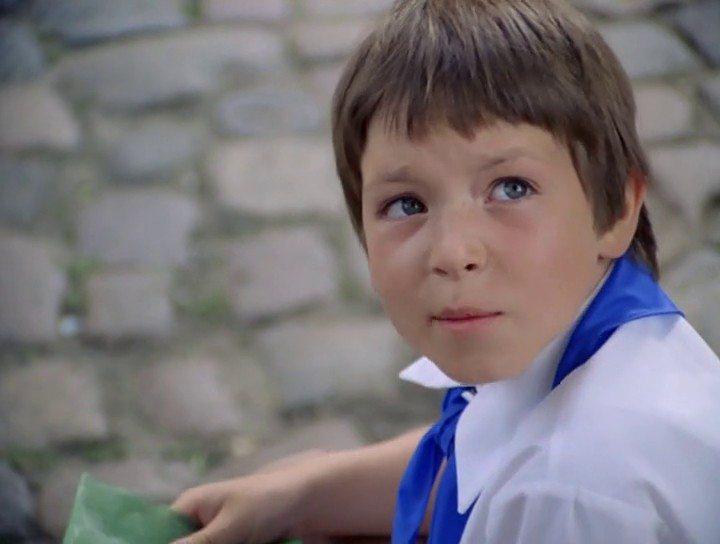 Кадр из фильма Выдуманная история / Eine vollkommen erlogene Geschichte (1977)