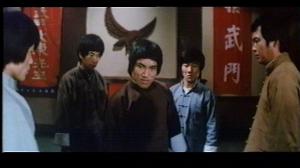 Кадры из фильма Последний кулак ярости / Choihui jeongmumun (1977)