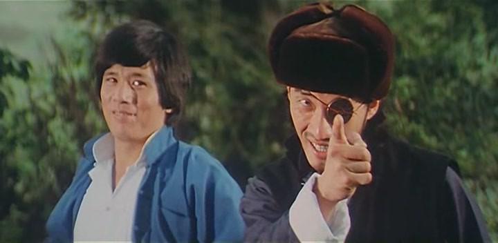Кадр из фильма Грязный тигр, сумасшедшая лягушка / Lao hu tian ji (1978)