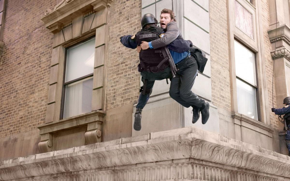 Кадр из фильма На грани / Man on a Ledge (2012)