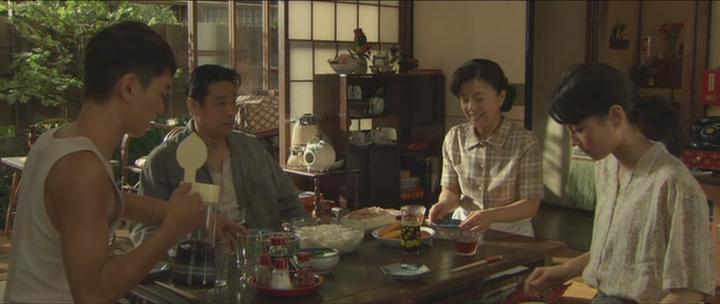 Кадр из фильма Всегда: Закат на Третьей Авеню 3 / Always san-chome no yuhi '64 (2012)