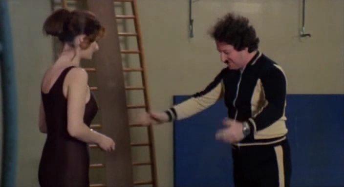 Кадр из фильма Учительница в колледже / L'insegnante va in collegio (1978)