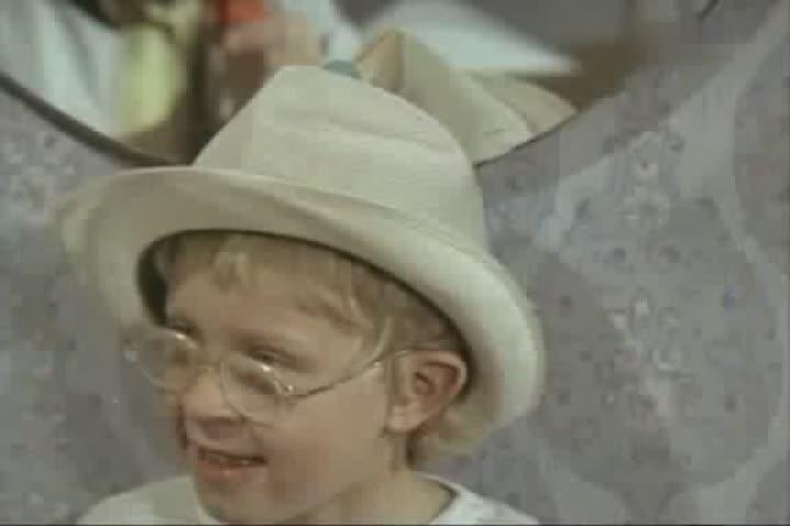 Кадр из фильма Три веселые смены (1978)