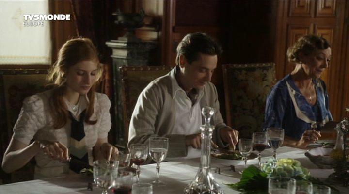 Кадр из фильма Времена любви / Climats (2012)