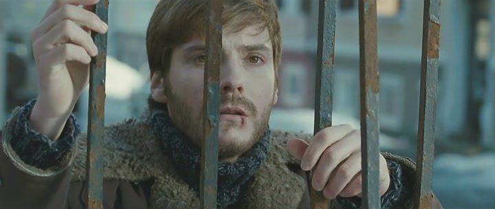 Кадр из фильма Ева: Искусственный разум / Eva (2012)