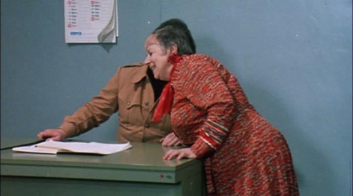Кадр из фильма Отличница и второгодники / La liceale nella classe dei ripetenti (1978)