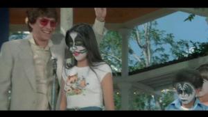 Кадры из фильма КИСС встречают привидение парка / KISS Meets the Phantom of the Park (1978)