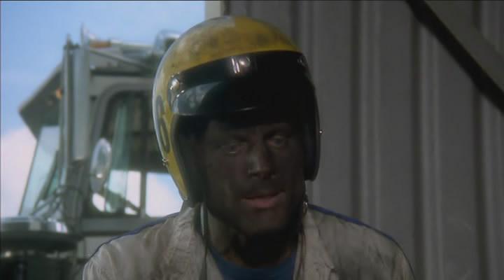 Кадр из фильма Орёл или Решка / Pari e dispari (1978)