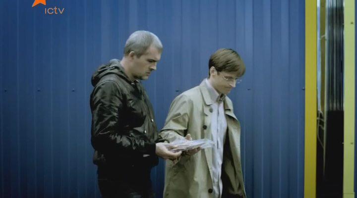 Кадр из фильма Оборотень в погонах (2012)