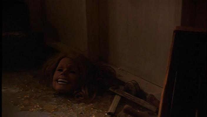 Кадр из фильма Путешествие в ад / Tourist Trap (1979)