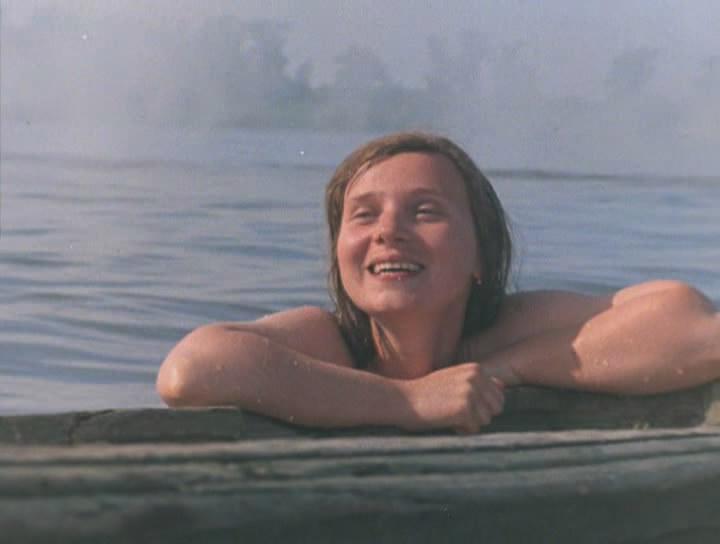 Кадр из фильма Впервые замужем / Впервые замужем (1979)