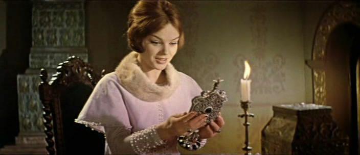 Кадр из фильма Осенние колокола (1979)