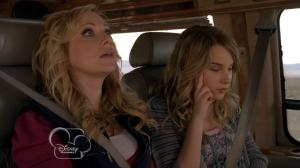 Кадры из фильма Держись, Чарли! Это Рождество! / Good Luck Charlie, It's Christmas! (2011)