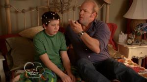Кадры из фильма Держись, Чарли! Это Рождество! / Good Luck Charlie, It's Christmas! (2011)