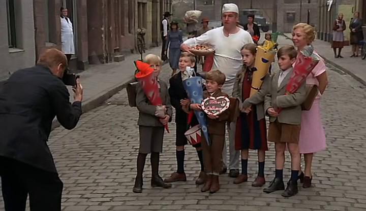 Кадр из фильма Жестяной барабан / The Tin Drum (1979)