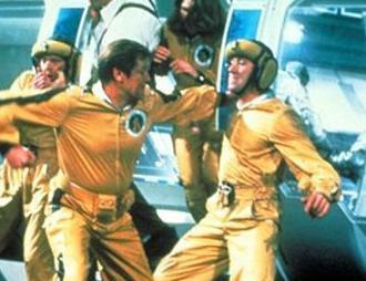 Кадр из фильма Джеймс Бонд. Агент 007: Лунный гонщик / James Bond: Moonraker (1979)