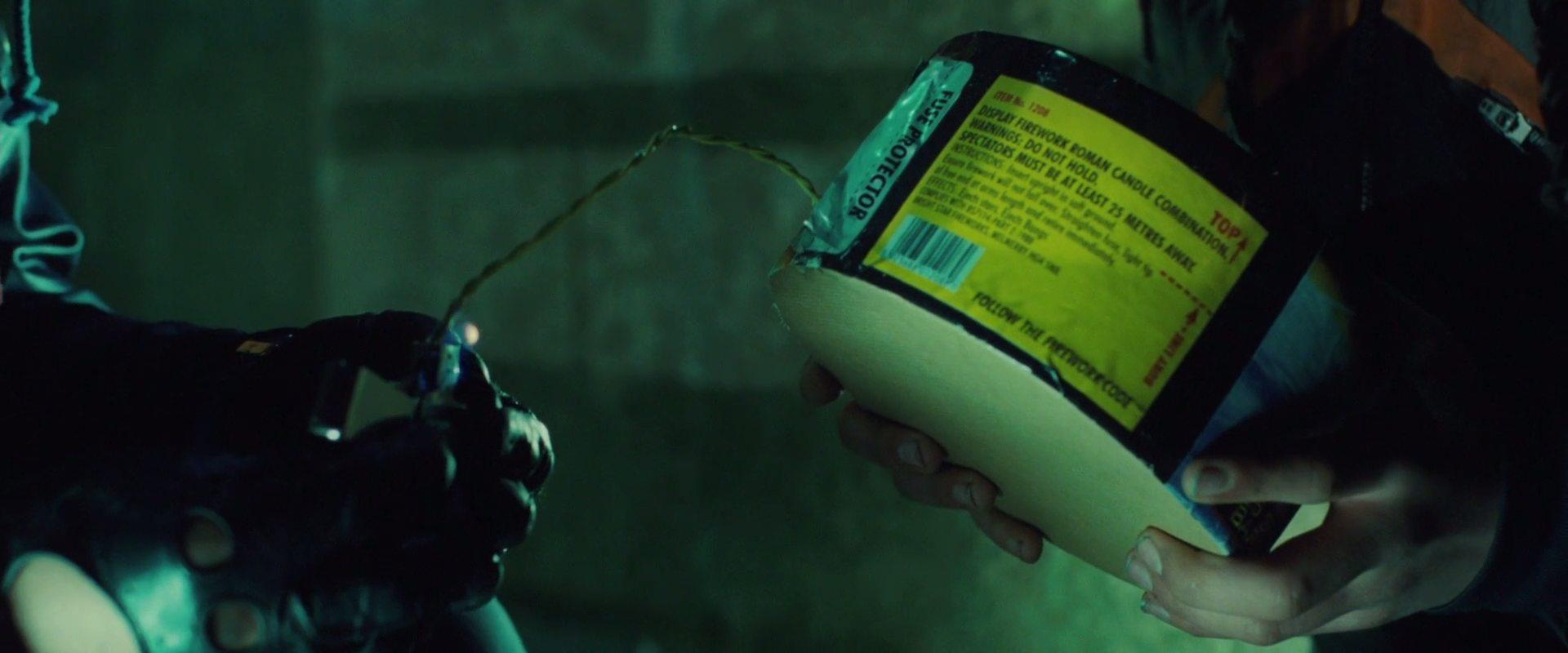 Кадр из фильма Чужие на районе / Attack the Block (2011)