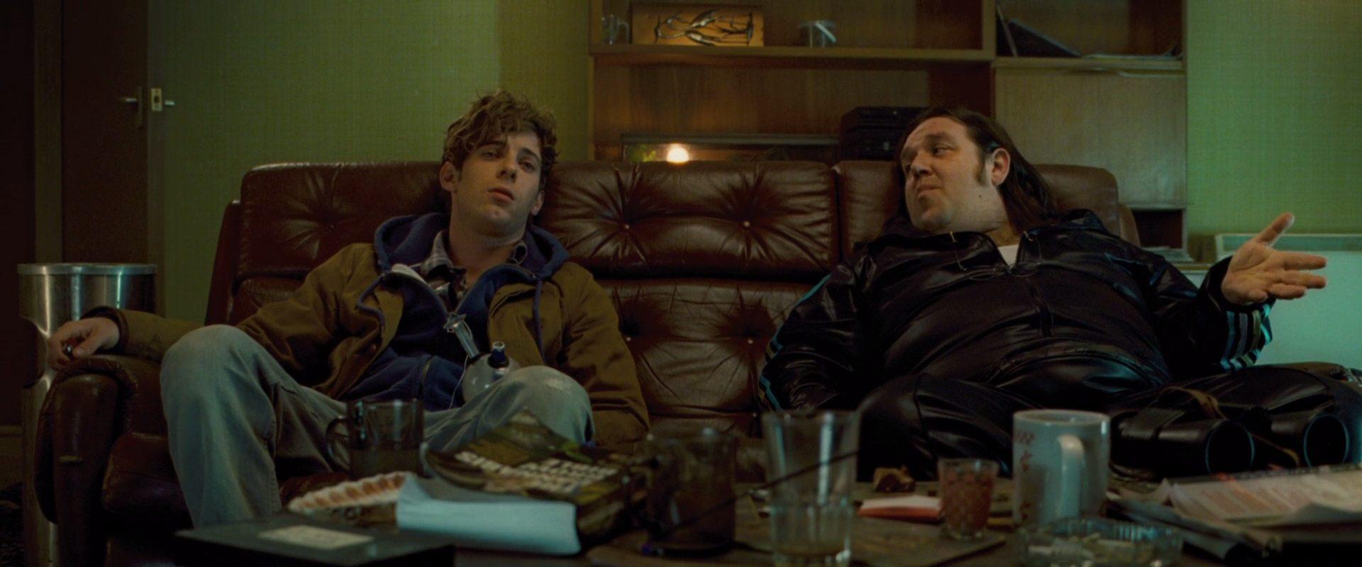 Кадр из фильма Чужие на районе / Attack the Block (2011)