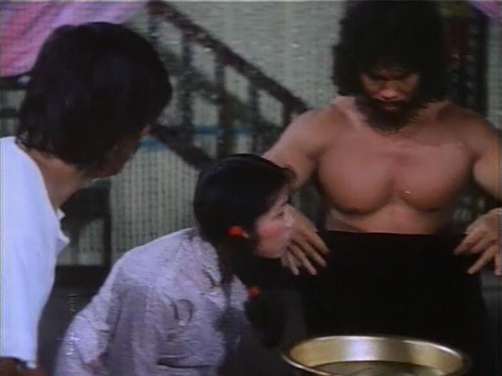 Кадр из фильма Шериф Боло / Bai ma hei qi (1979)