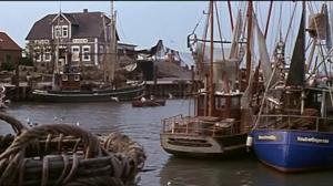 Кадры из фильма Загадка песков / The Riddle of the Sands (1979)