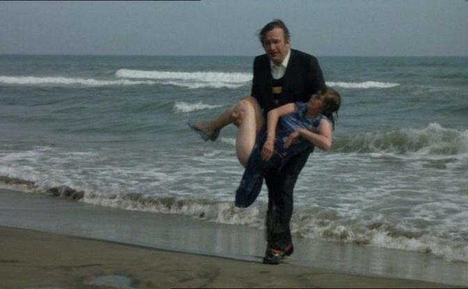 Кадр из фильма Шарль и Люси / Charles et Lucie (1979)
