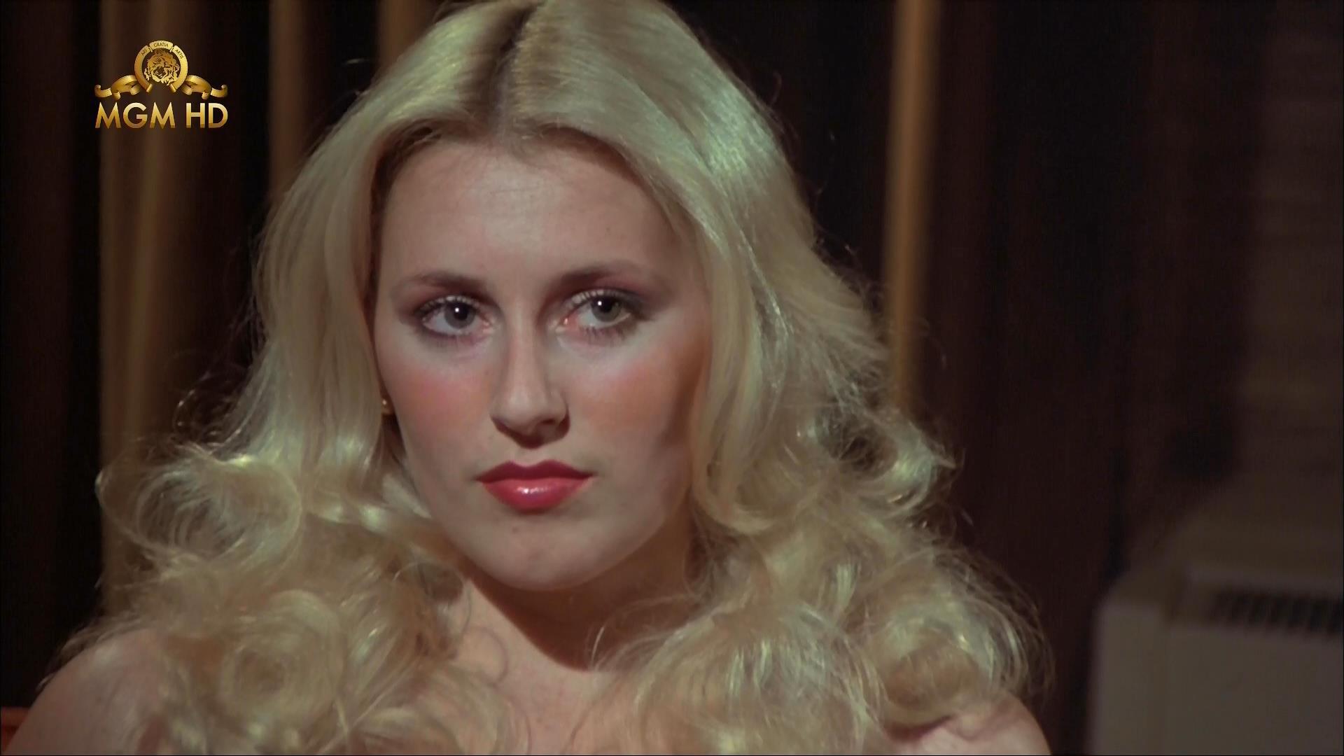Кадр из фильма Ледяная смерть / Stone Cold Dead (1979)