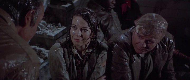 Кадр из фильма Метеор / Meteor (1979)