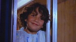 Кадры из фильма Девочка с голубым рюкзаком / La niña de la mochila azul (1979)